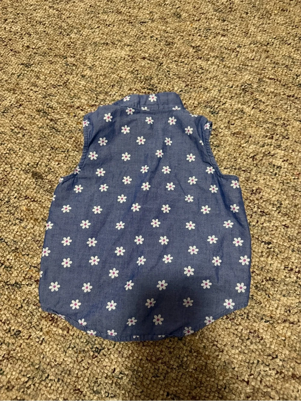 Sleeveless Chambray Tie-Front Top with Daisy Print
